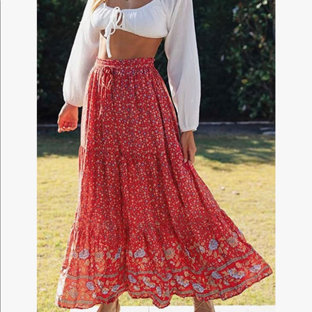 NWT Bohemian Floral Printed Elastic Waist A Line Maxi Skirt with Pockets